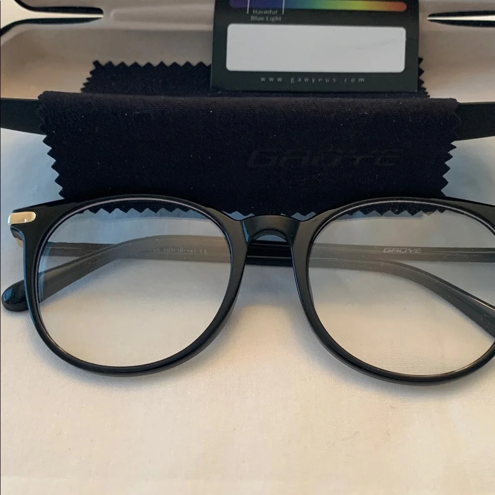 Grove Anti-Blue Light Glasses with Case
